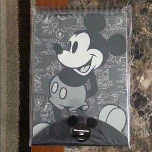MICKY MOUSE SKETCHBOOK SET